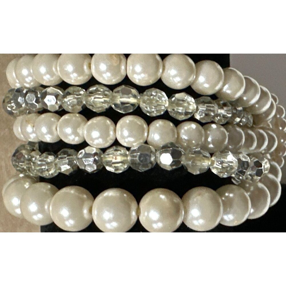 Whimsy Faux Pearl Glitter Bead Bracelet White Silver Connected Stretch Fairycore